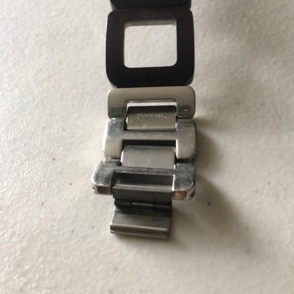 Fossil Wooden Watch - Picture 3 of 5